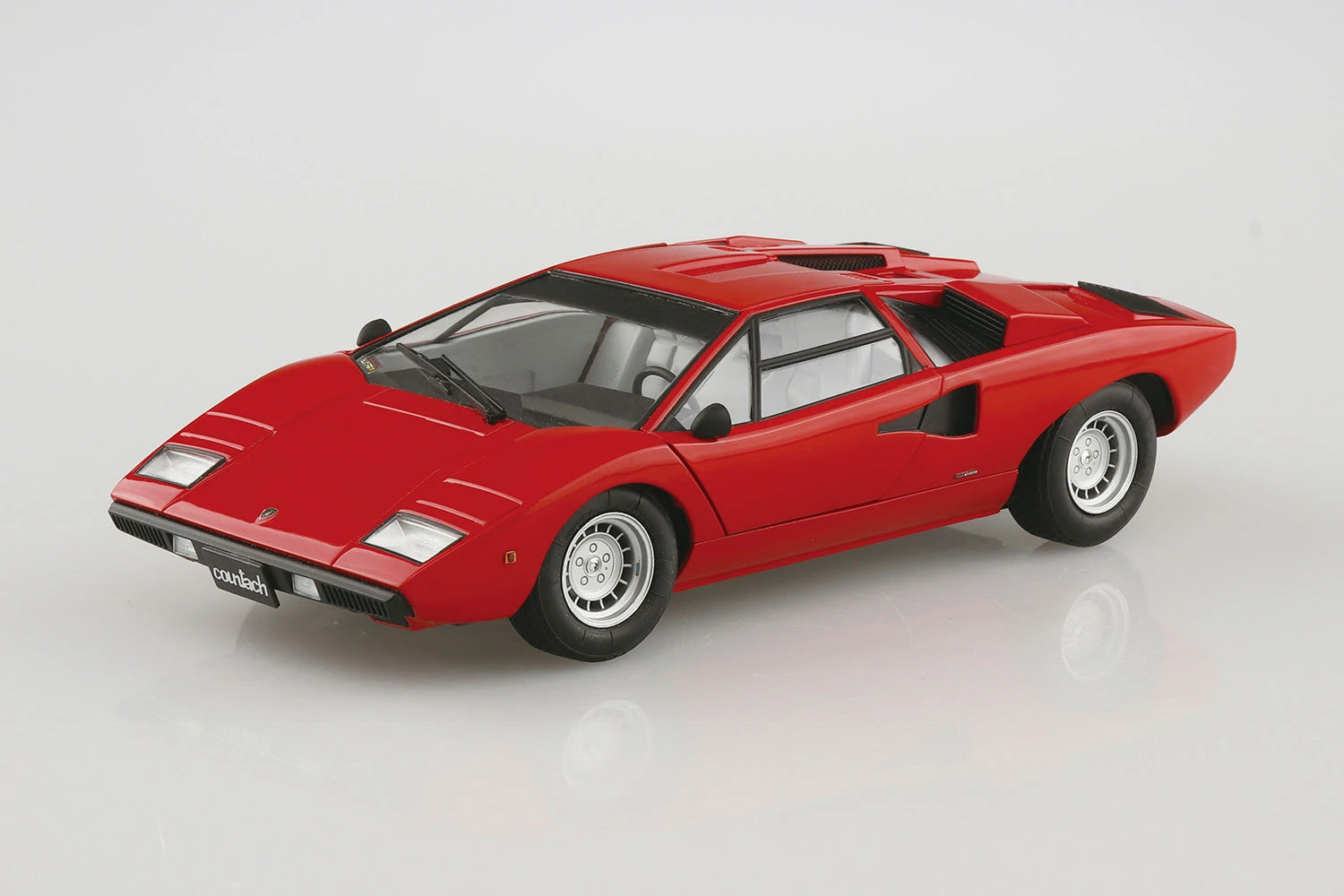 Aoshima 74 Lamborghini Countach LP400 1/24 2 Aoshima 74 Lamborghini Countach LP400 1/24 - Image 2