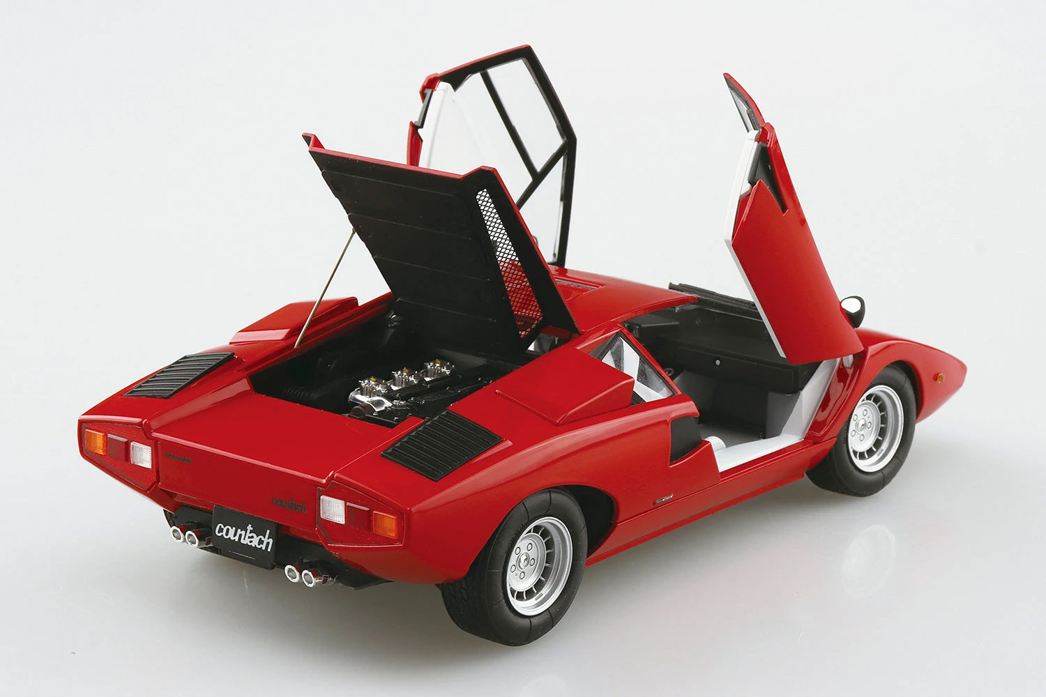 Aoshima 74 Lamborghini Countach LP400 1/24 4 Aoshima 74 Lamborghini Countach LP400 1/24 - Image 4