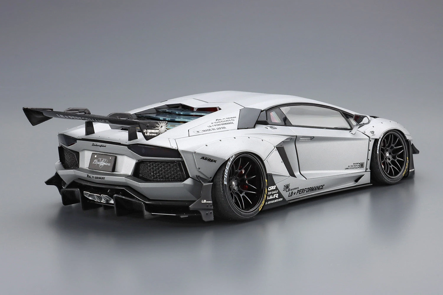 Aoshima Lamborghini LB-Works Liberty Walk No 19 Aventador Limited Edition Ver.1 1/24 3 Aoshima Lamborghini LB-Works Liberty Walk No 19 Aventador Limited Edition Ver.1 1/24 - Image 3