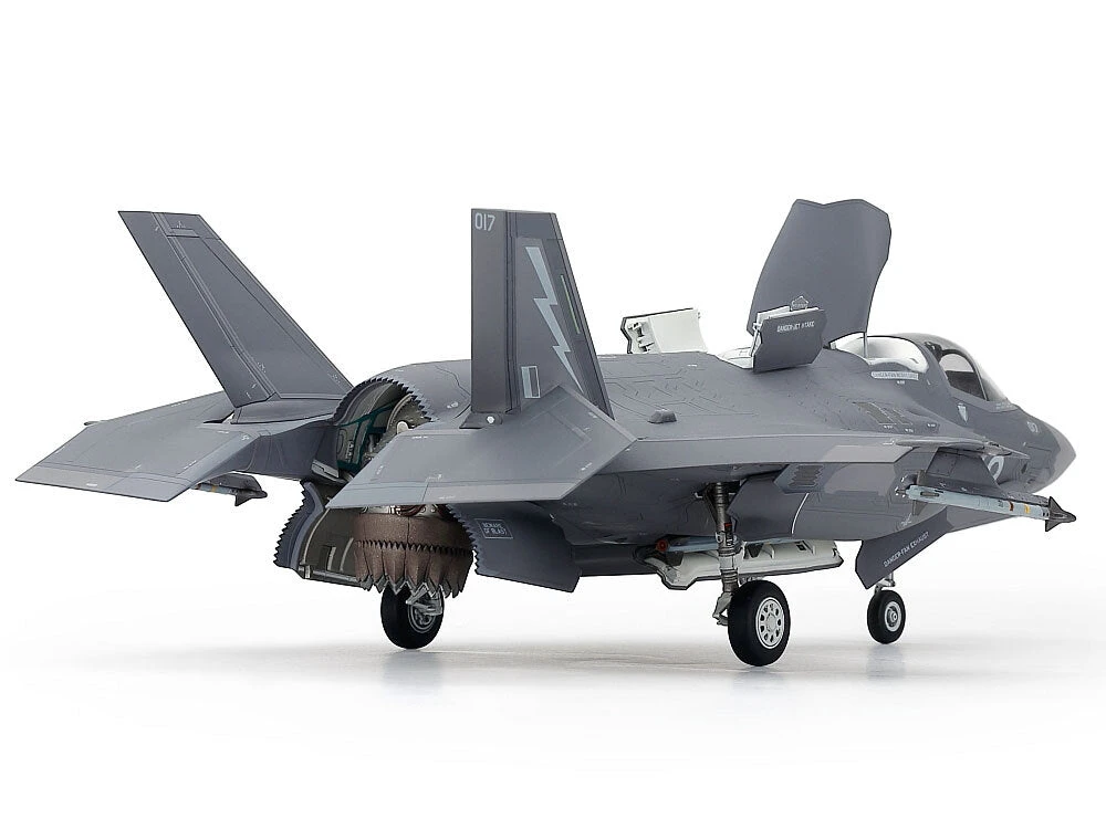 Tamiya Lockheed Martin F-35B Lightning II 1/72 3 Tamiya Lockheed Martin F-35B Lightning II 1/72 - Image 3