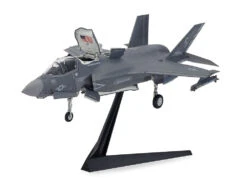 Tamiya Lockheed Martin F-35B Lightning II 1/72 13 Tamiya Lockheed Martin F-35B Lightning II 1/72 -Panda Hobby Shop LockheedMartinF 35BLightningII1 72 10