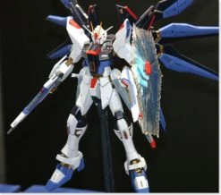 Bandai MG Strike Freedom Gundam 1/100 -Panda Hobby Shop MG Strike Freedom 2