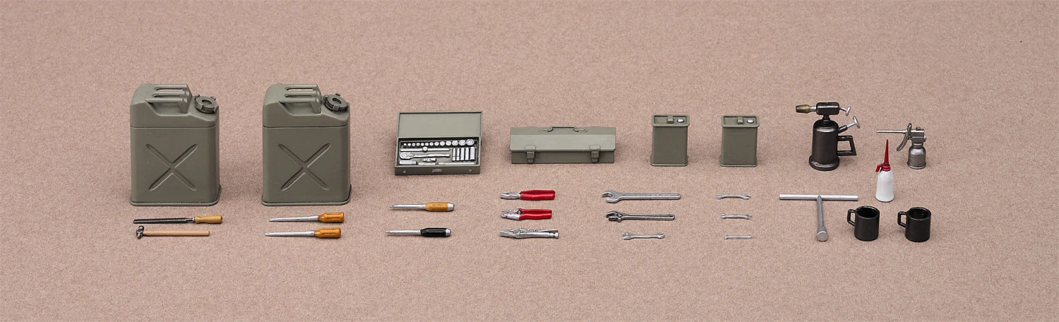 Hasegawa Maschinen Krieger Figure Set A (Mercenary Troops' Arms Cold District Maintenance Soldiers) MK02 1/20 3 Hasegawa Maschinen Krieger Figure Set A (Mercenary Troops' Arms Cold District Maintenance Soldiers) MK02 1/20 - Image 3