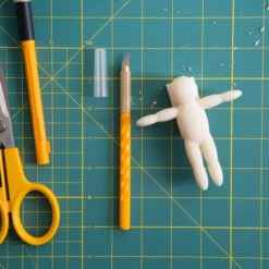 Olfa Olfa AK-1/5B Graphic Art Knife With 5 Replacement Blades -Panda Hobby Shop OlfaAK 1ArtKnifewith5Blades AK 15B 2