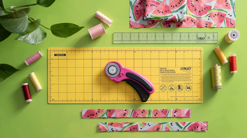 Olfa Olfa RM-HG-01/YEL 6" X 18" Double Sided Rotary Mat (Yellow) 3 Olfa Olfa RM-HG-01/YEL 6" X 18" Double Sided Rotary Mat (Yellow) - Image 3