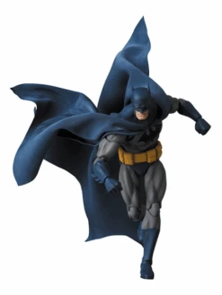[Pre-Order END][ETA Q3 2025] Mafex - Batman - Batman: Hush -Panda Hobby Shop Pre Order ETAQ32025 Mafex Batman Batman Hush 7
