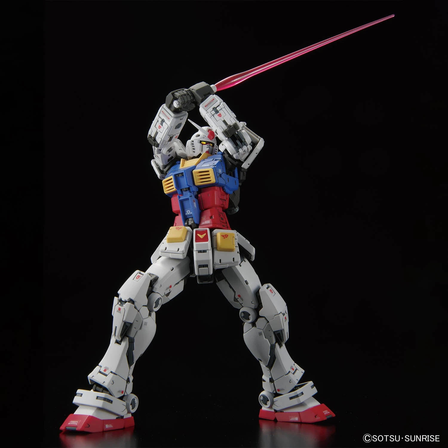Bandai RG 40 RX-78-2 Gundam Ver. 2.0 1/144 4 Bandai RG 40 RX-78-2 Gundam Ver. 2.0 1/144 - Image 4