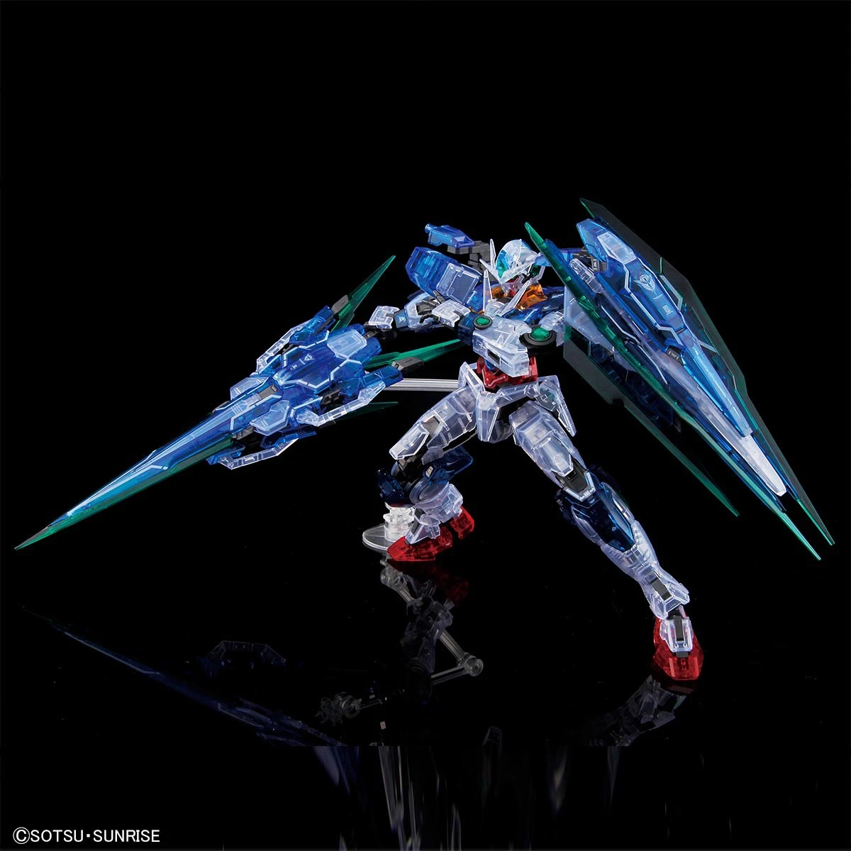 Bandai RG The Gundam Base Limited 00 QAN[T] Full Saber [Clear Color] 1/144 - Image 4