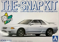 Aoshima The Snap Kit - Nissan R32 Skyline GT-R (Crystal White) 1/32